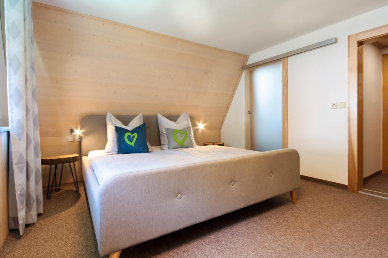 Haus Am Berg - Direkt Am Skihang Pensión