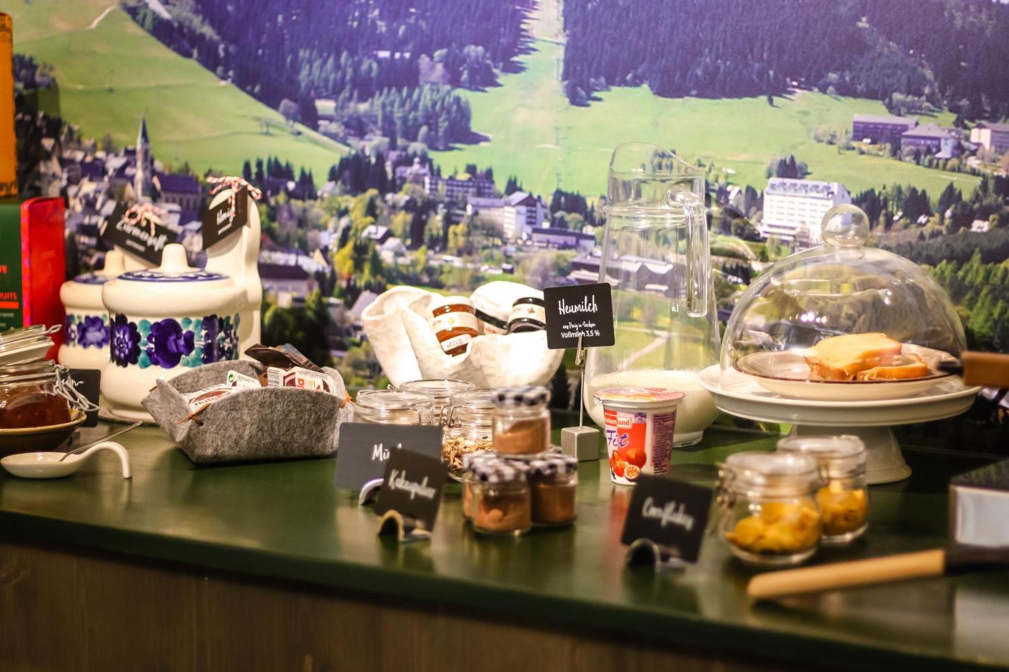 Pensión Haus Am Berg - Direkt Am Skihang Oberwiesenthal